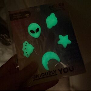CROCS Glow-in-the-Dark Jibbitz Charms Set